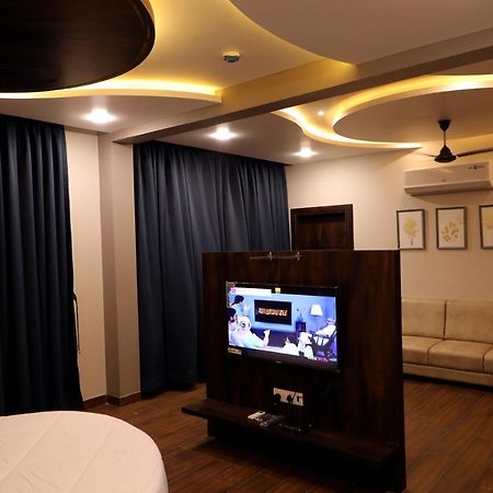 Hotel Nest Bhuj Εξωτερικό φωτογραφία