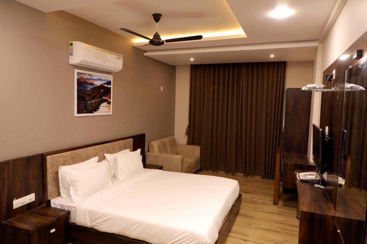Hotel Nest Bhuj Εξωτερικό φωτογραφία